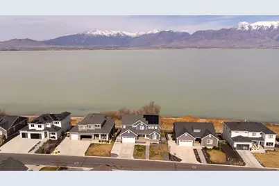 2422 S Blue Water Ln, Saratoga Springs, UT 84045 - Photo 41