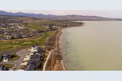 2422 S Blue Water Ln, Saratoga Springs, UT 84045 - Photo 43