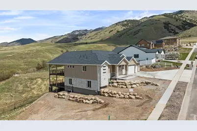 2275 E Meadowlark Ln N, North Logan, UT 84341 - Photo 3