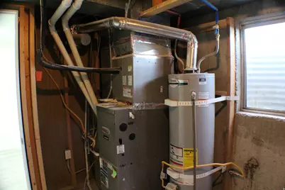 3967 S 6865 W, West Valley, UT 84128 - Photo 25