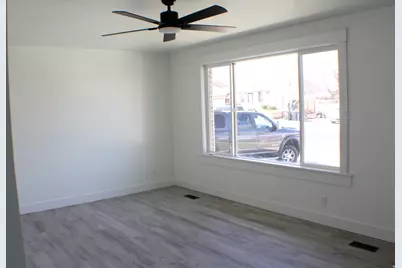 3967 S 6865 W, West Valley, UT 84128 - Photo 27