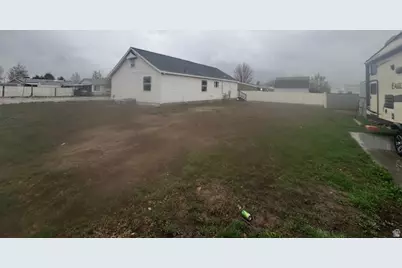 710 Ash St, Wellington, UT 84542 - Photo 19