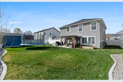 579 W 250 N, Springville, UT 84663 - Photo 9
