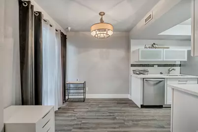 5189 S Gravenstein Park W, Murray, UT 84123 - Photo 5