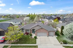 1872 S 2265 W, Syracuse, UT 84075 - Photo 1