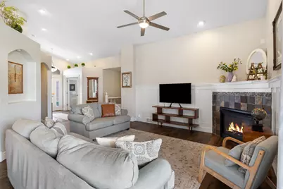 1872 S 2265 W, Syracuse, UT 84075 - Photo 7