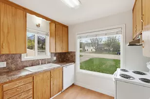71 W 200 S, Providence, UT 84332 - Photo 7