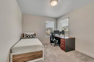 2017 N Red Yearling Dr, Saratoga Springs, UT 84045 - Photo 15