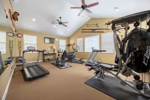 907 W 1840 S, Syracuse, UT 84075 - Photo 41