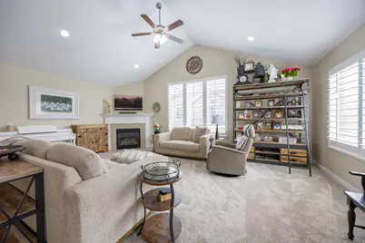 907 W 1840 S #C, Syracuse, UT 84075 - Photo 5