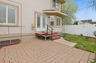 7809 S Norfolk Pine Way, Sandy, UT 84094 - Photo 31