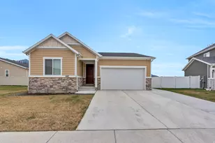 1687 N Sandpiper Dr, Salem, UT 84653 - Photo 1