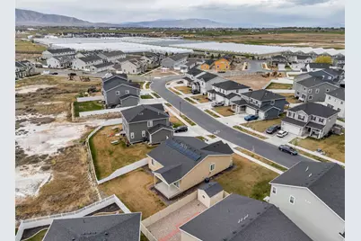 1687 N Sandpiper Dr, Salem, UT 84653 - Photo 31