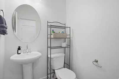 3784 N Doris Loop Rd E, Eagle Mountain, UT 84005 - Photo 17