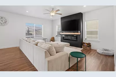 3784 N Doris Loop Rd E, Eagle Mountain, UT 84005 - Photo 5