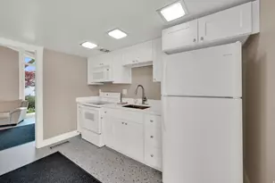 1047 E Eastgate Rd S, Murray, UT 84117 - Photo 43