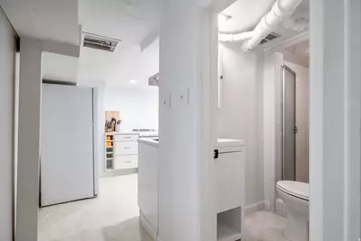 143 S 400 E, Salt Lake City, UT 84111 - Photo 29