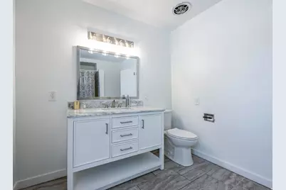 143 S 400 E, Salt Lake City, UT 84111 - Photo 31