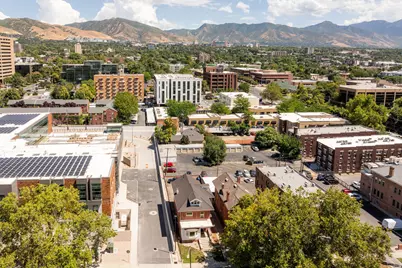 143 S 400 E, Salt Lake City, UT 84111 - Photo 25