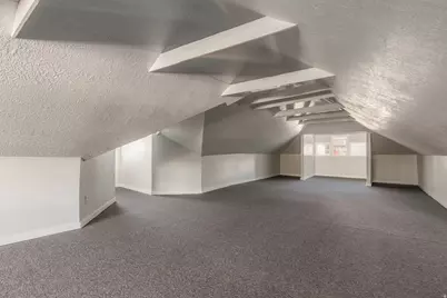 143 S 400 E, Salt Lake City, UT 84111 - Photo 17