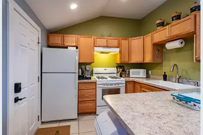 2315 E 6600 S, Cottonwood Heights, UT 84121 - Photo 27