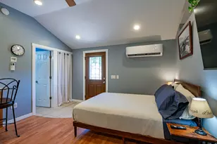 2315 E 6600 S, Cottonwood Heights, UT 84121 - Photo 33