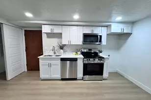 3927 W Rawhide Dr S, West Valley, UT 84120 - Photo 17