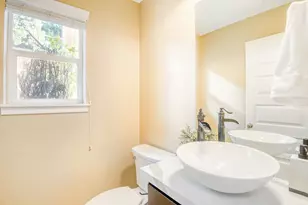 1114 N Shepard Crk Pkwy, Farmington, UT 84025 - Photo 9