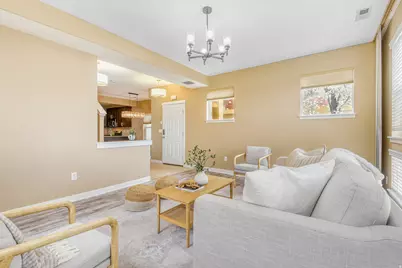1114 N Shepard Creek Pkwy #10, Farmington, UT 84025 - Photo 3