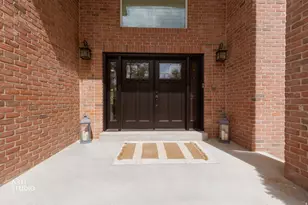 1209 E Bear Holw Cv, Draper, UT 84020 - Photo 3