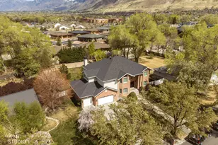 1209 E Bear Holw Cv, Draper, UT 84020 - Photo 75
