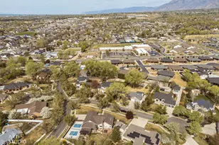 1209 E Bear Holw Cv, Draper, UT 84020 - Photo 81