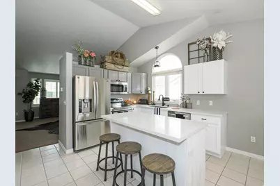 7335 S Quartz Hill Dr, West Jordan, UT 84081 - Photo 11