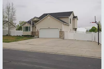 7335 S Quartz Hill Dr, West Jordan, UT 84081 - Photo 3