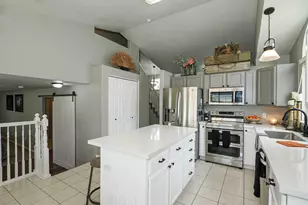 7335 S Quartz Hill Dr, West Jordan, UT 84081 - Photo 13