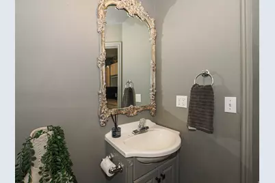 7335 S Quartz Hill Dr, West Jordan, UT 84081 - Photo 25