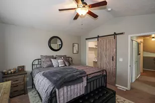 7335 S Quartz Hill Dr, West Jordan, UT 84081 - Photo 29