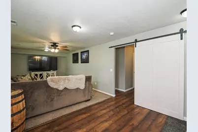 7335 S Quartz Hill Dr, West Jordan, UT 84081 - Photo 21