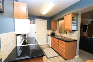 4196 S Oak Meadows Dr W, Taylorsville, UT 84123 - Photo 3