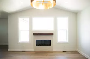 4586 S 6300 W, Hooper, UT 84315 - Photo 13