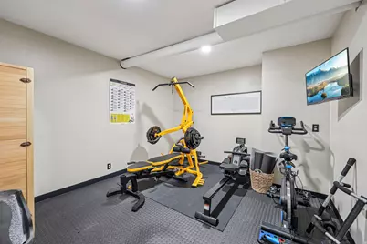819 N Juniperpoint Dr, Salt Lake City, UT 84103 - Photo 37