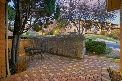 819 N Juniperpoint Dr, Salt Lake City, UT 84103 - Photo 5