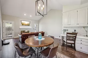 819 N Juniperpoint Dr, Salt Lake City, UT 84103 - Photo 11