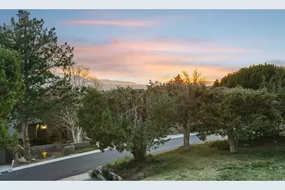 819 N Juniperpoint Dr, Salt Lake City, UT 84103 - Photo 49