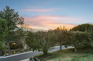 819 N Juniperpoint Dr, Salt Lake City, UT 84103 - Photo 49