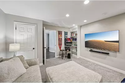 819 N Juniperpoint Dr, Salt Lake City, UT 84103 - Photo 35