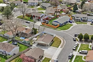 9609 S Tj Dr E, Sandy, UT 84070 - Photo 37