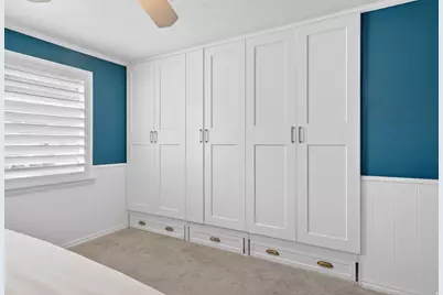 9609 S Tj Dr E, Sandy, UT 84070 - Photo 17