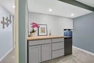 9609 S Tj Dr E, Sandy, UT 84070 - Photo 21