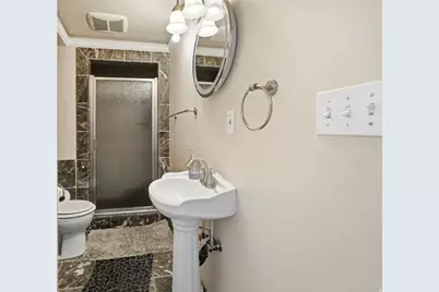 9609 S Tj Dr E, Sandy, UT 84070 - Photo 25